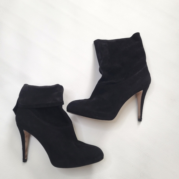 Brian Atwood booties black suede stiletto heel fold over almond toe size 38.5 - Picture 2 of 12